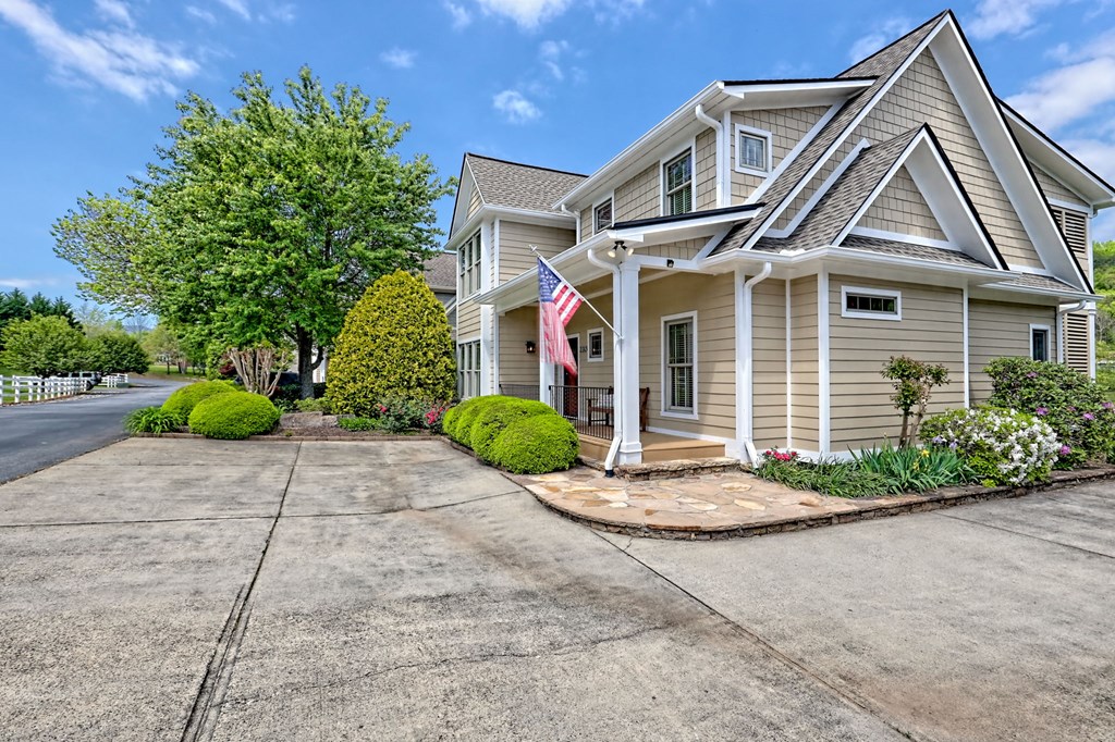 415212 Hiawassee Residential