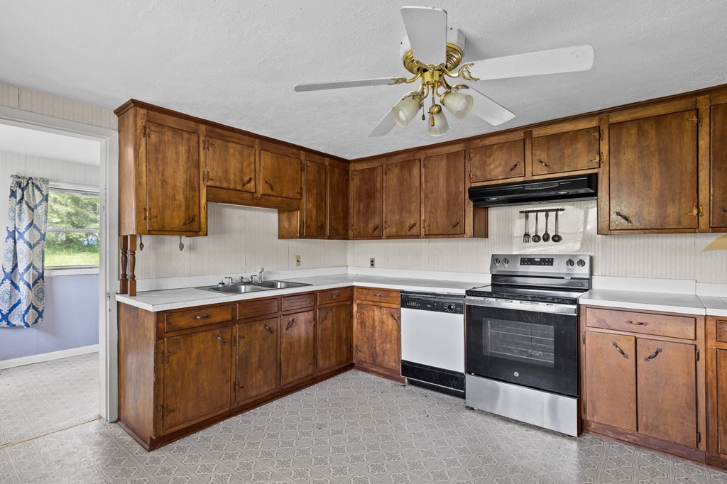 415217 Blue Ridge Residential