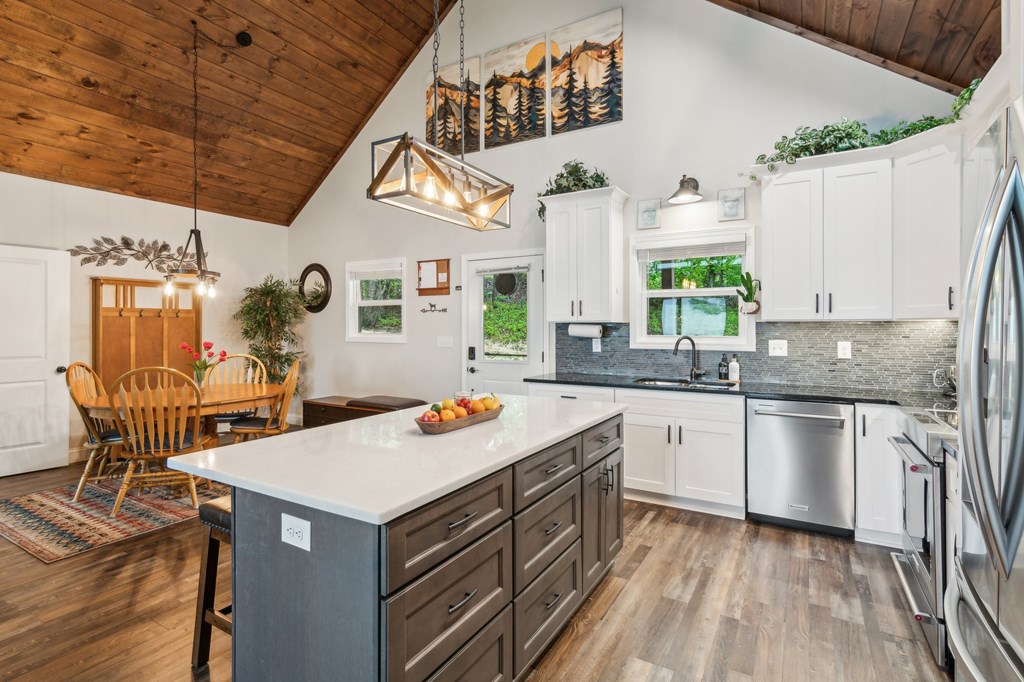 415234 Ellijay Residential