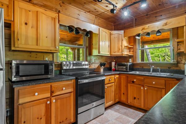 415238 Suches Residential