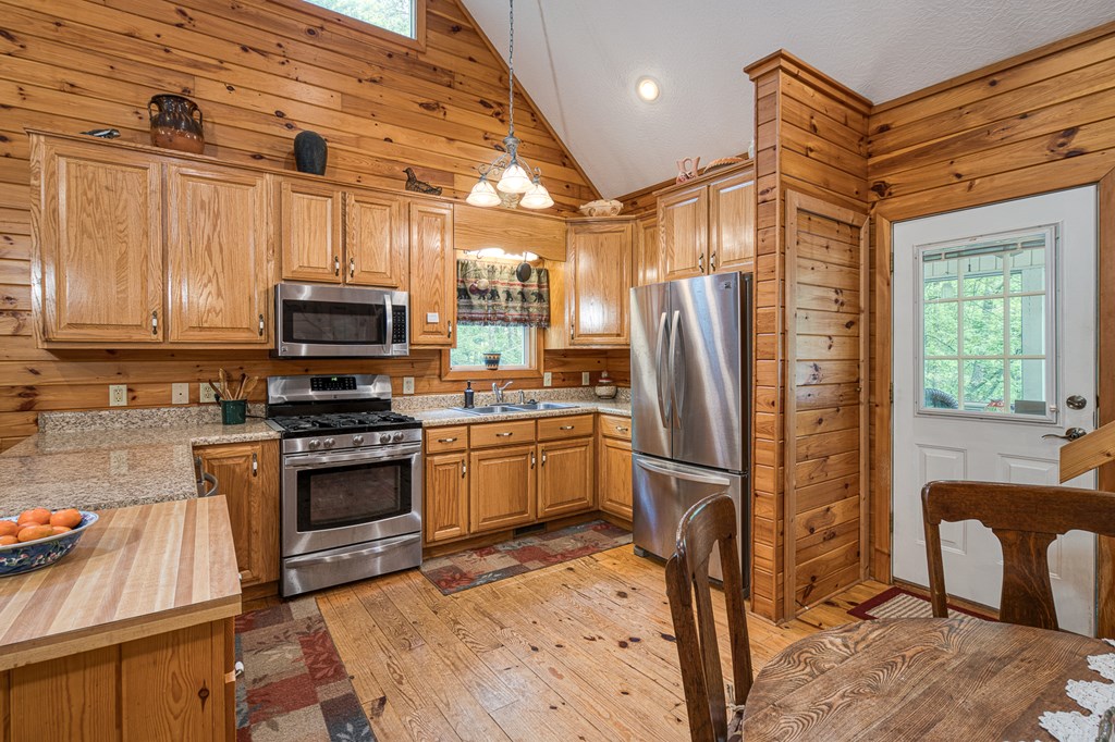 415249 Blairsville Residential