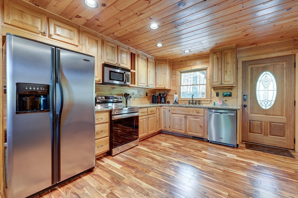 415250 Epworth Residential