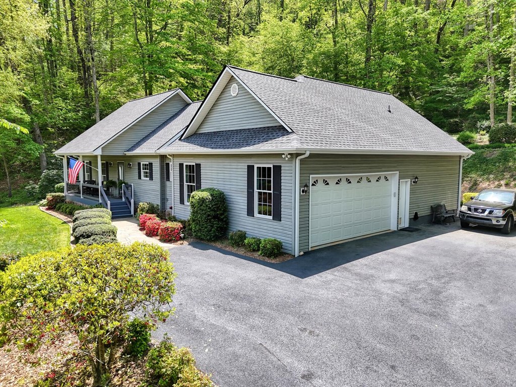 415256 Hiawassee Residential