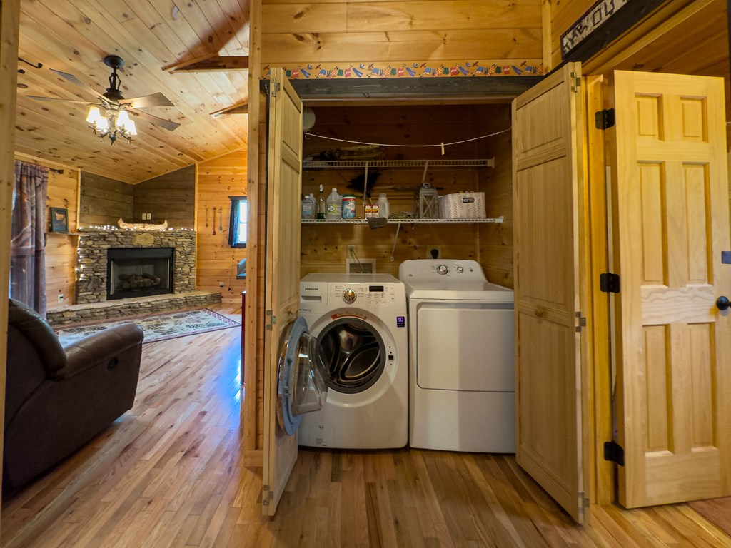 415258 Murphy Residential