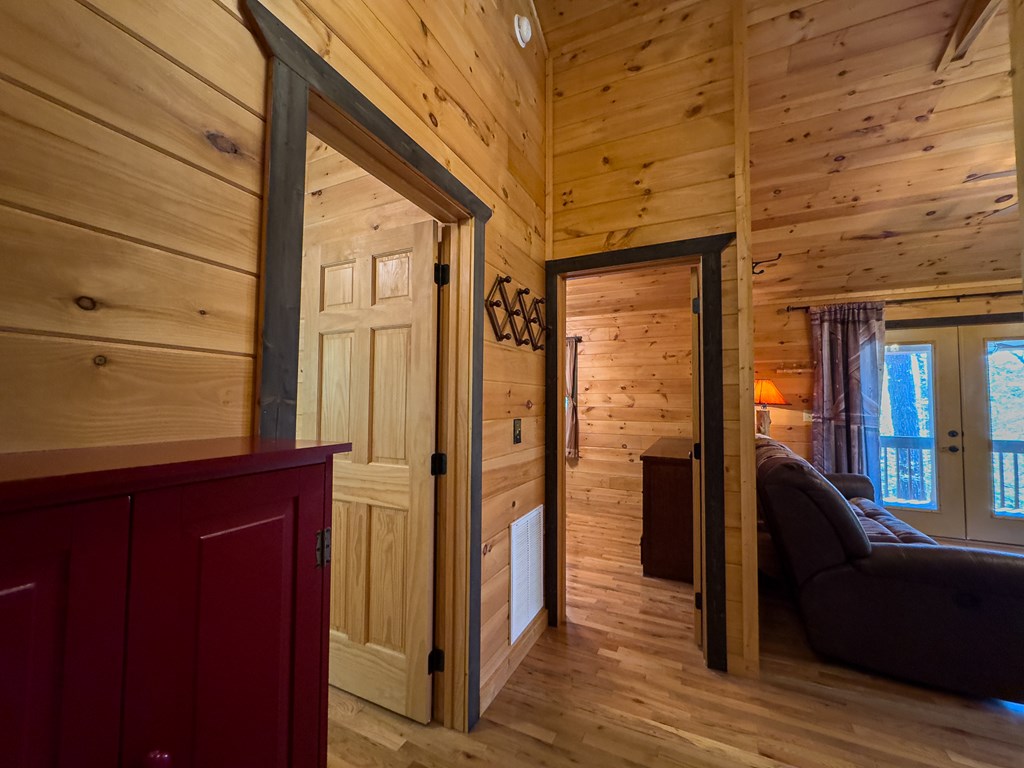 415258 Murphy Residential