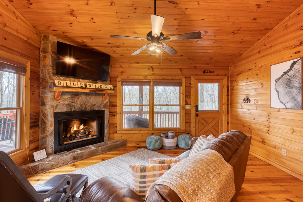 415267 Cherry Log Residential