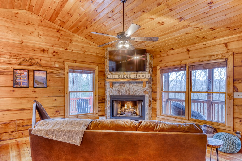 415267 Cherry Log Residential