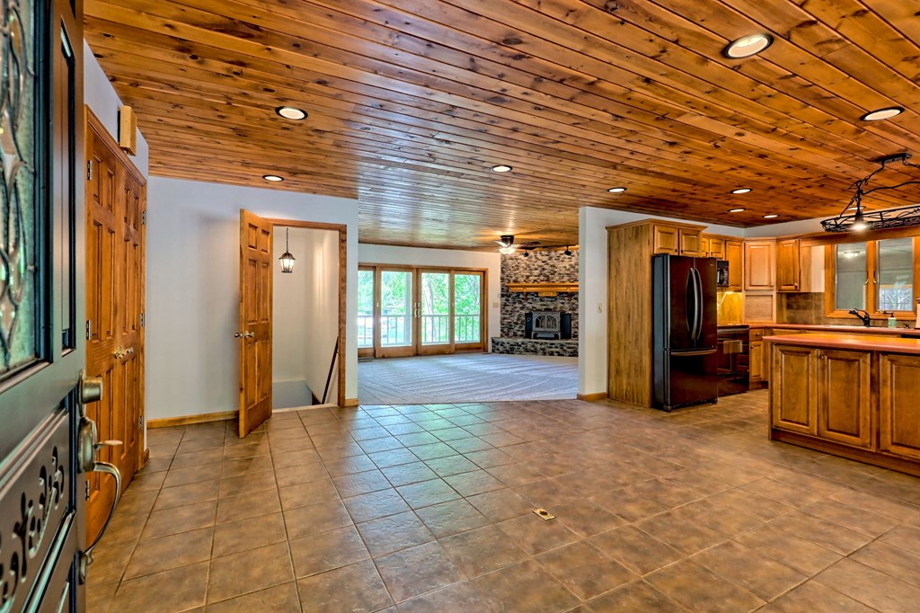 415268 Hiawassee Residential