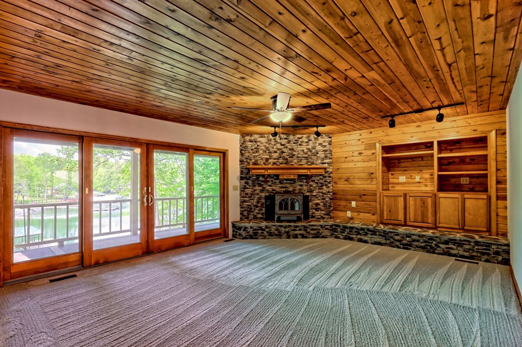 415268 Hiawassee Residential
