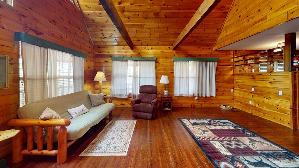 415270 Young Harris Residential