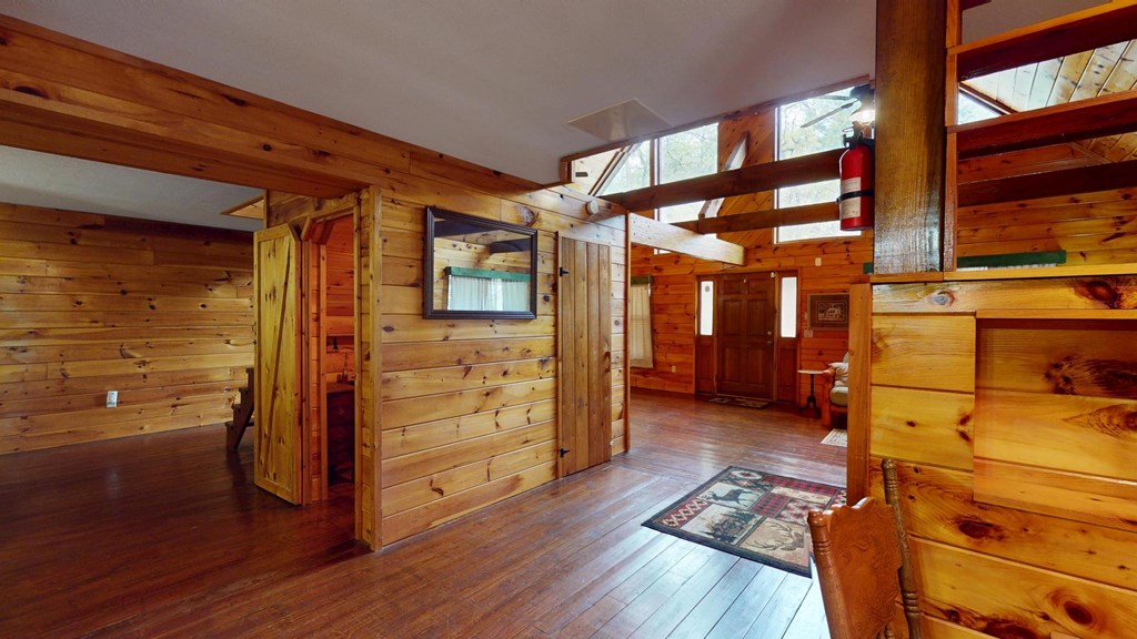 415270 Young Harris Residential