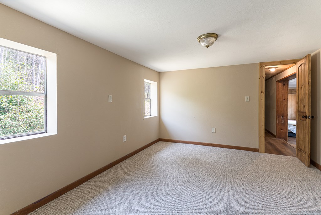 415275 Murphy Residential