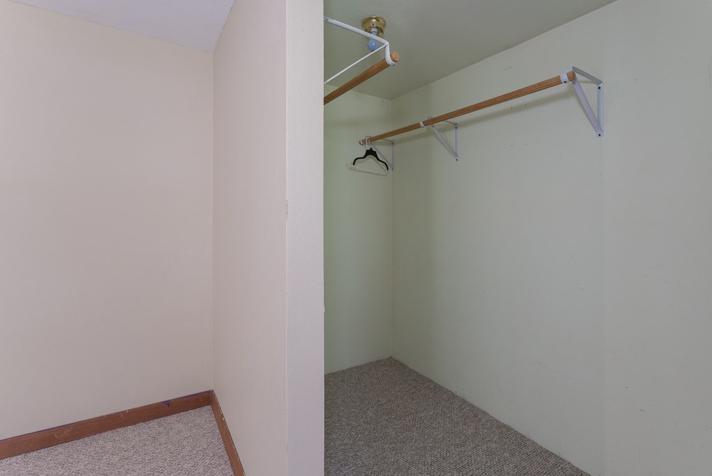 415275 Murphy Residential