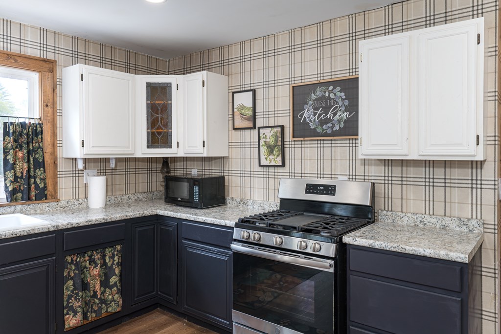415275 Murphy Residential