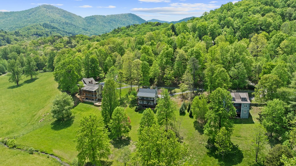 415276 Hiawassee Residential