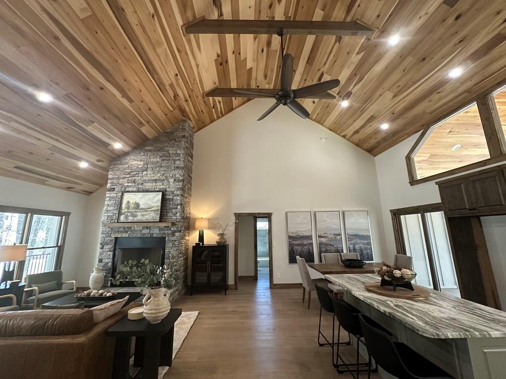 415279 Morganton Residential