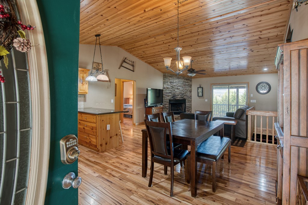 415281 Murphy Residential