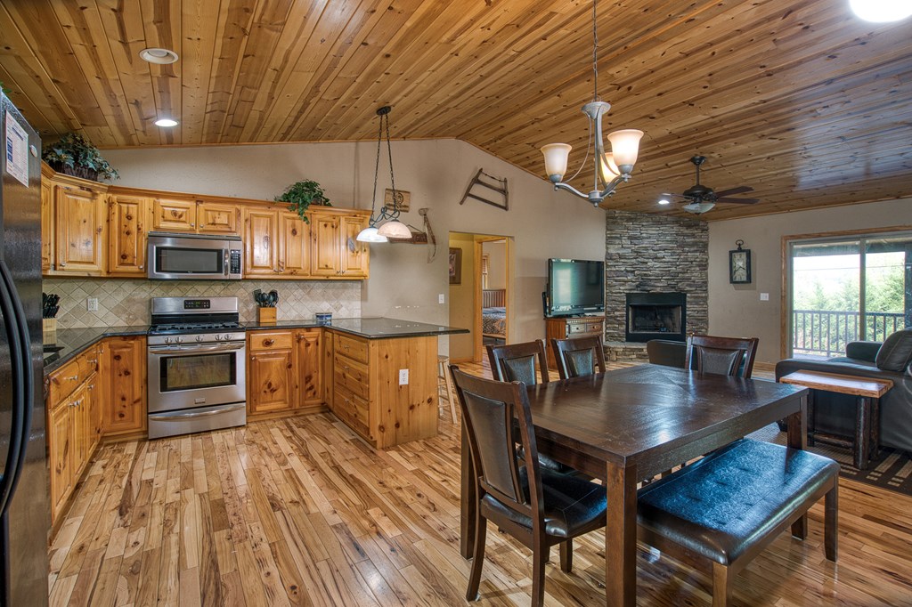 415281 Murphy Residential