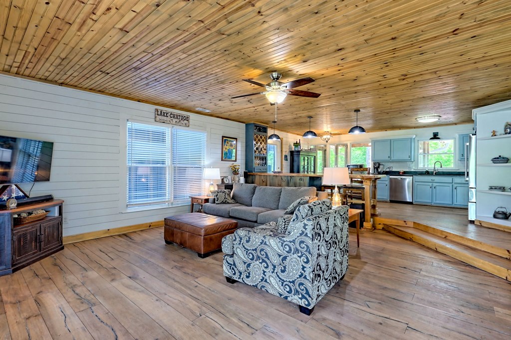 415289 Hiawassee Residential