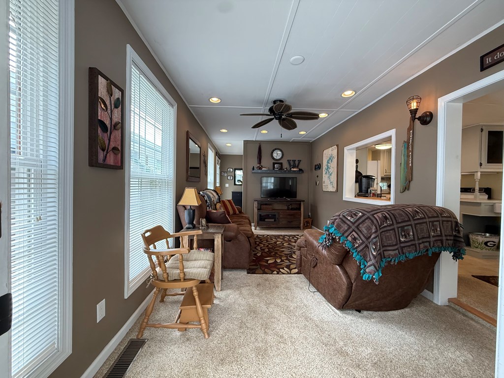 415291 Hiawassee Residential