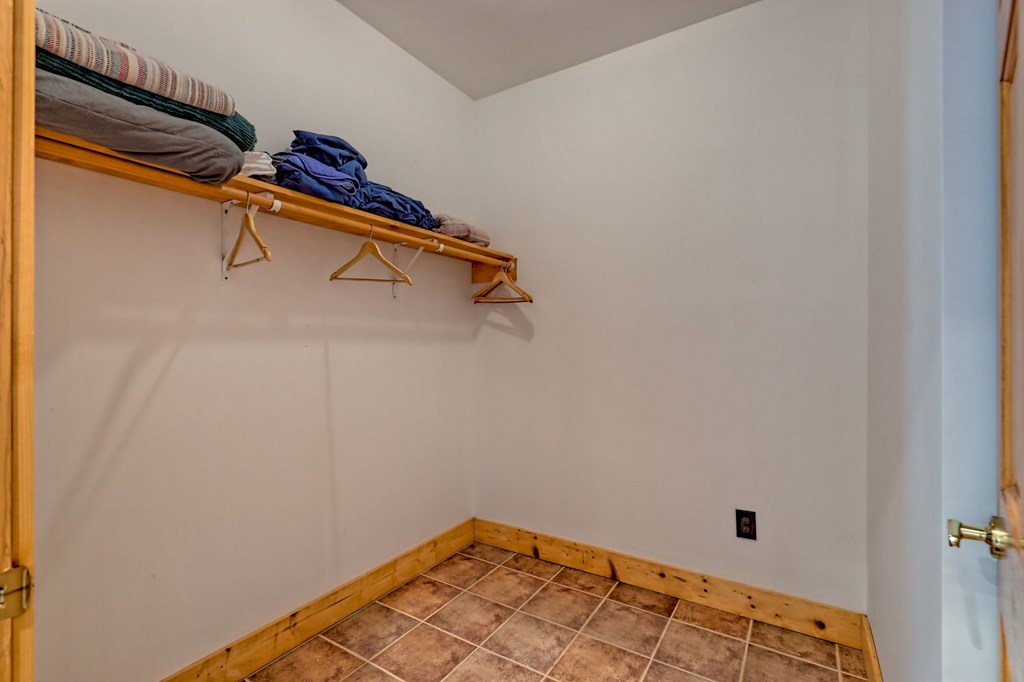 415292 Blairsville Residential