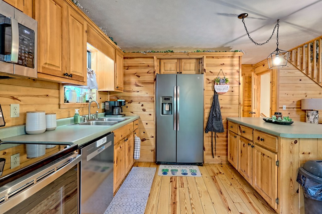 415294 Blairsville Residential