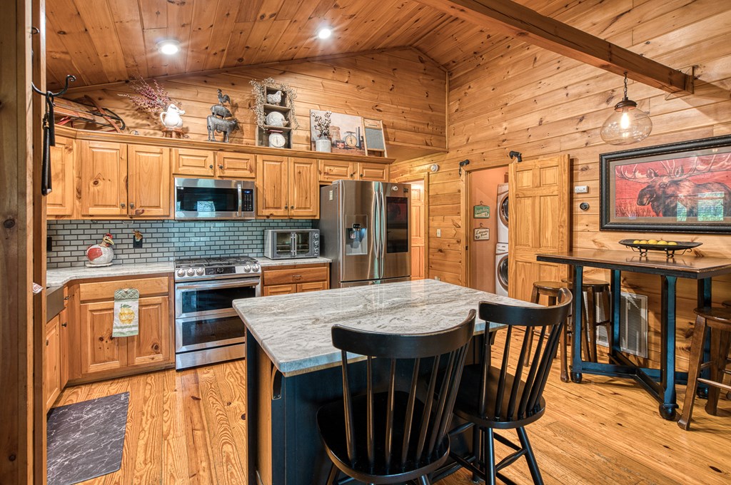 415300 Murphy Residential