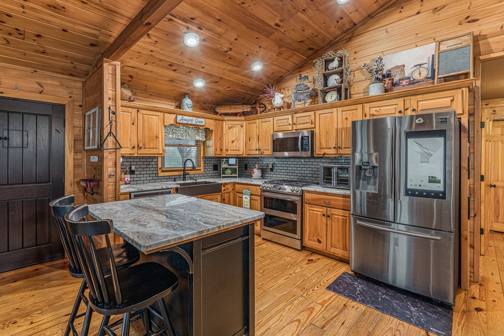 415300 Murphy Residential