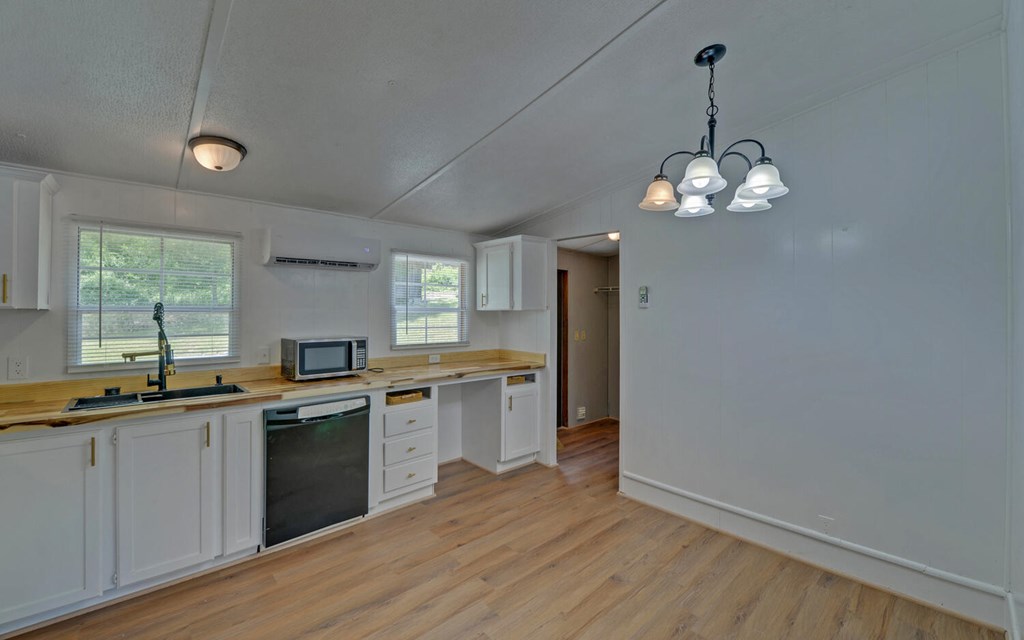 415304 Andrews Residential