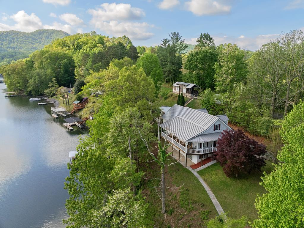 415319 Hayesville 
