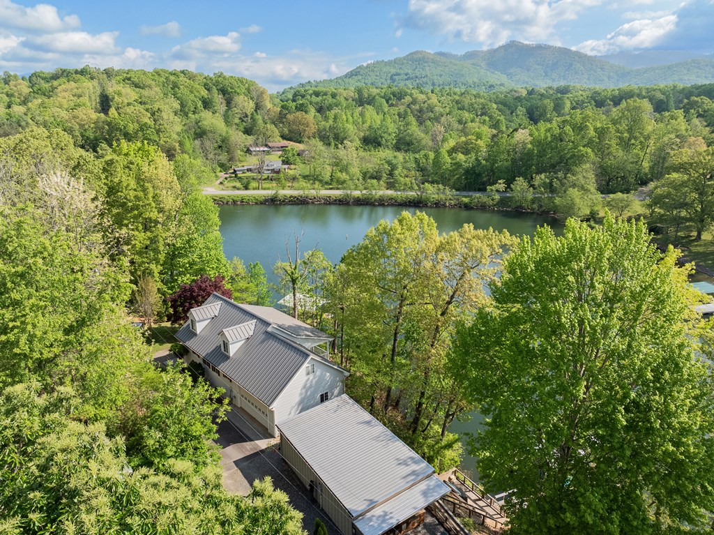 415319 Hayesville Residential