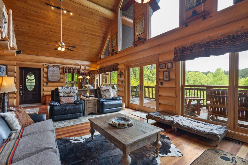 415325 Blue Ridge Residential