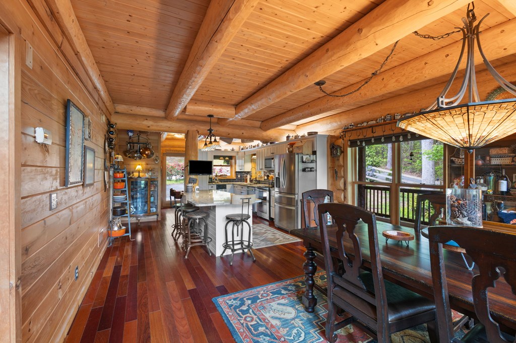 415325 Blue Ridge Residential