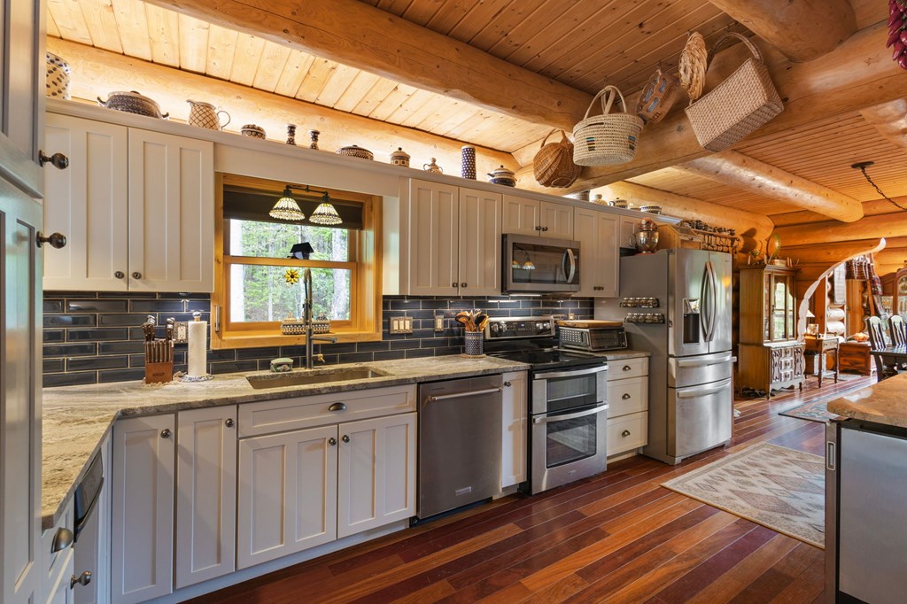 415325 Blue Ridge Residential