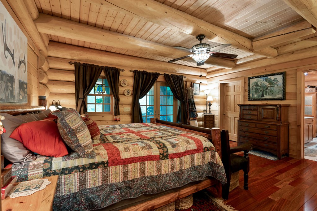 415325 Blue Ridge Residential