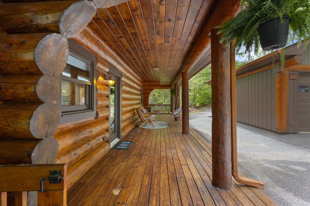 415325 Blue Ridge Residential