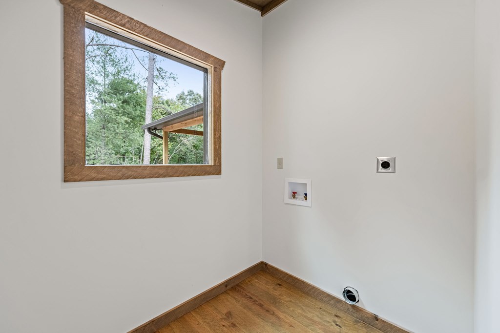 415328 Blue Ridge Residential