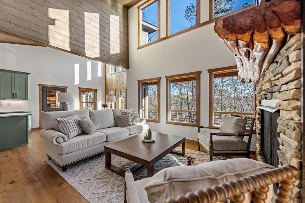 415328 Blue Ridge Residential
