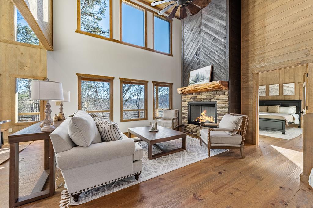 415328 Blue Ridge Residential