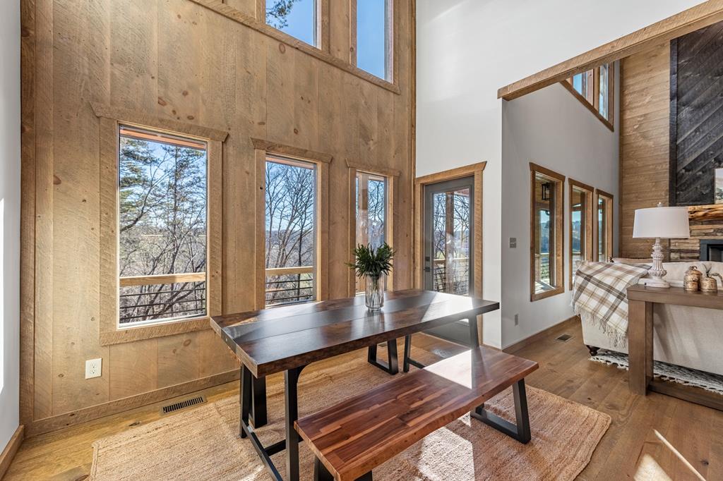 415328 Blue Ridge Residential