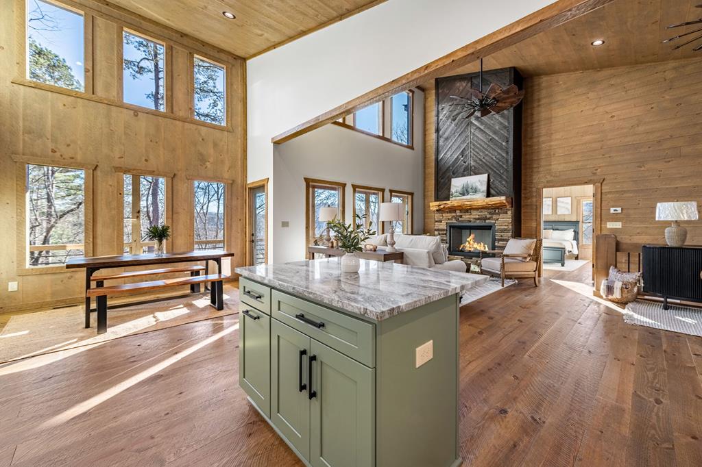 415328 Blue Ridge Residential