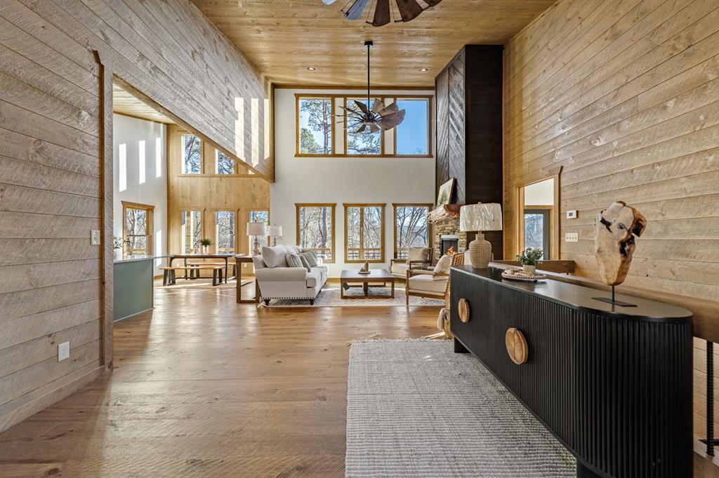 415328 Blue Ridge Residential