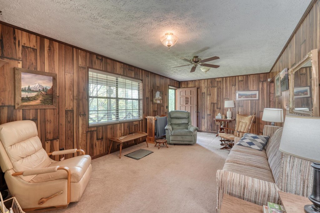 415333 Blairsville Residential
