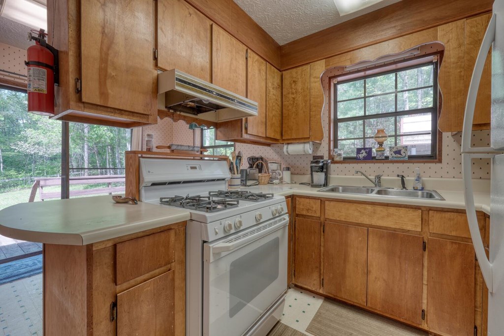 415333 Blairsville Residential