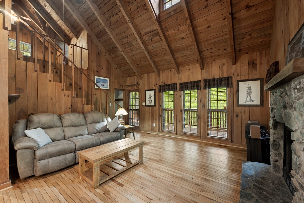 415334 Dahlonega Residential