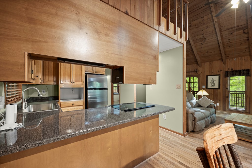 415334 Dahlonega Residential