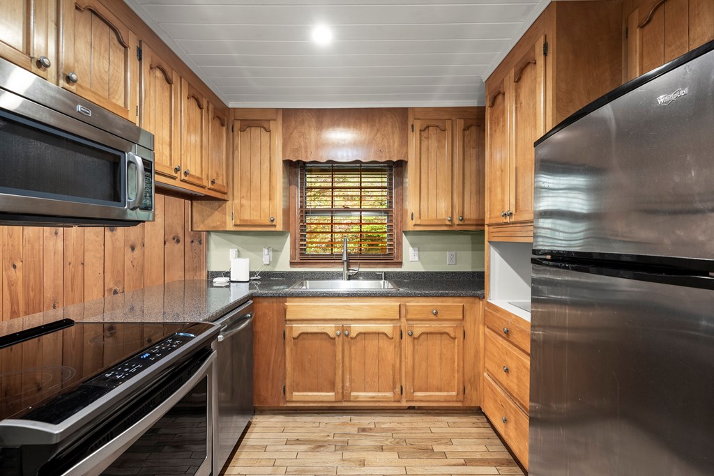 415334 Dahlonega Residential