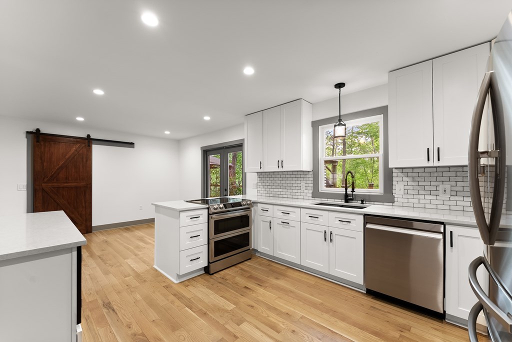 415335 Dahlonega Residential