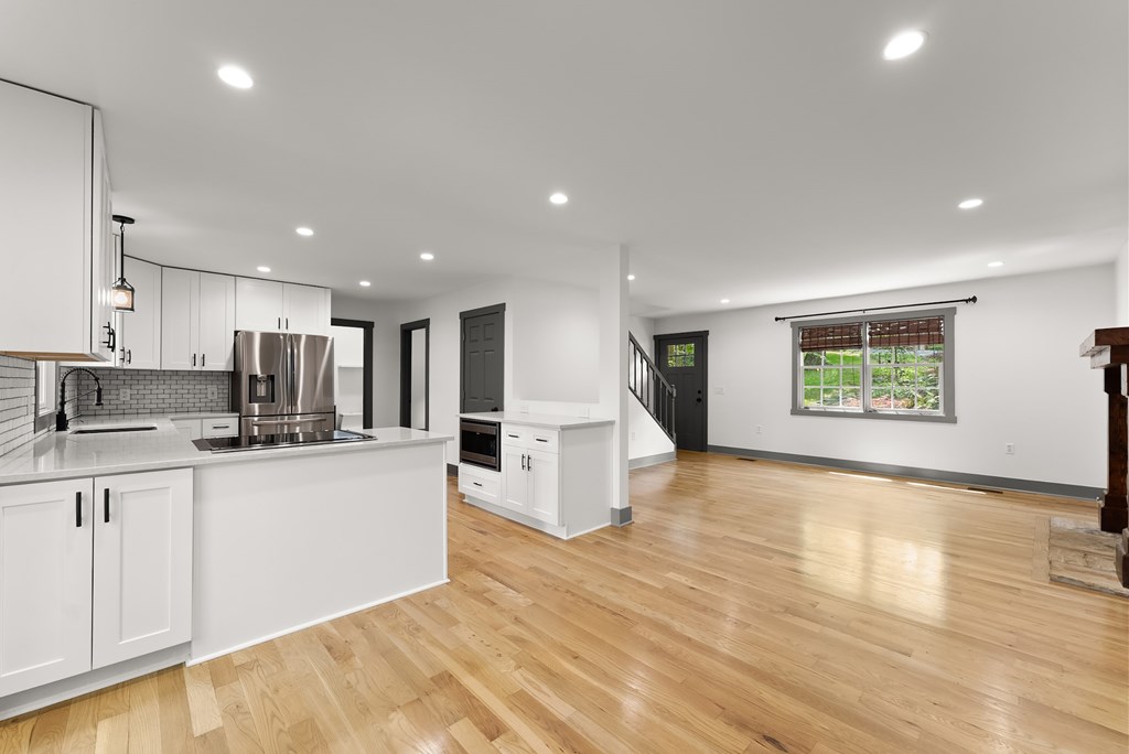 415335 Dahlonega Residential
