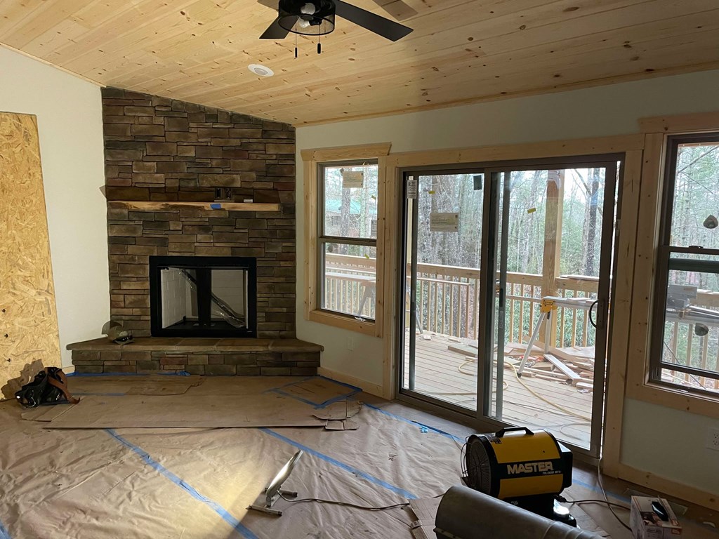 415337 Murphy Residential